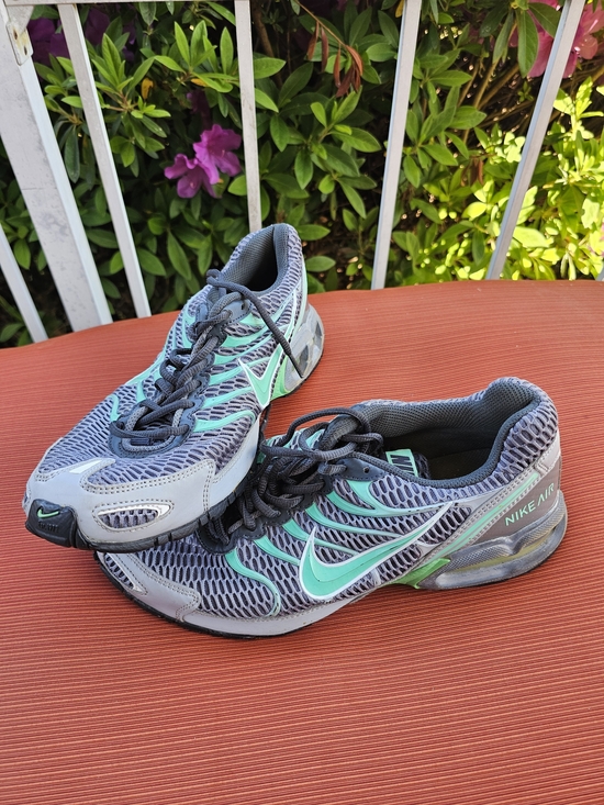Nike Air Gray Teal Mesh Running Shoes - Picture 3 of 5